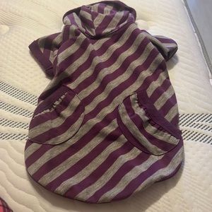 Grey/purple hoodie sweater